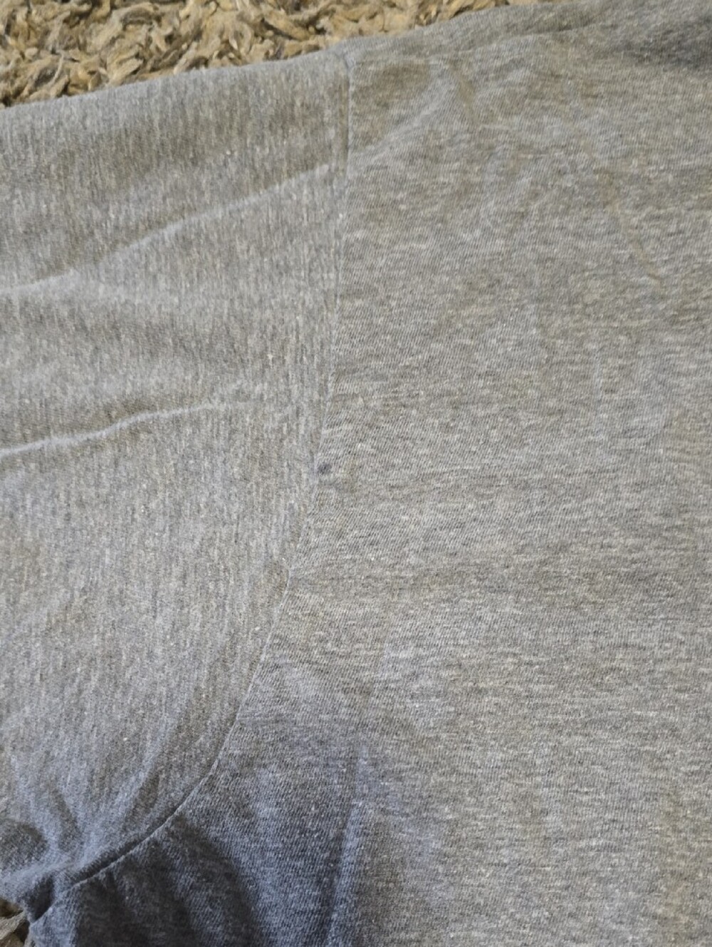 Men's Light Grey Short-Sleeve Crewneck T-Shirt - Picture 3 of 4